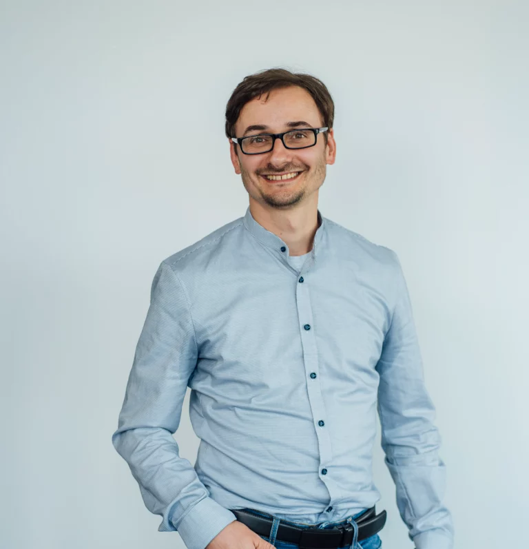 Portraitbild vom Experten Personalmanagement Marco Eck.